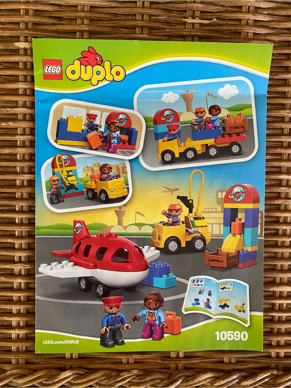LEGO DUPLO 10590 Airport Set incomplete w/ Airplane Pilot Luggage Manual
